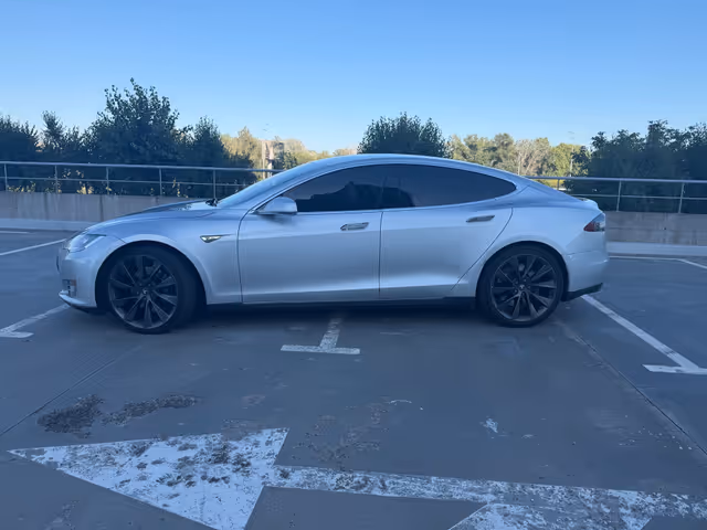 Tesla Model S 2015, Київ, $13 500 - зображення 4