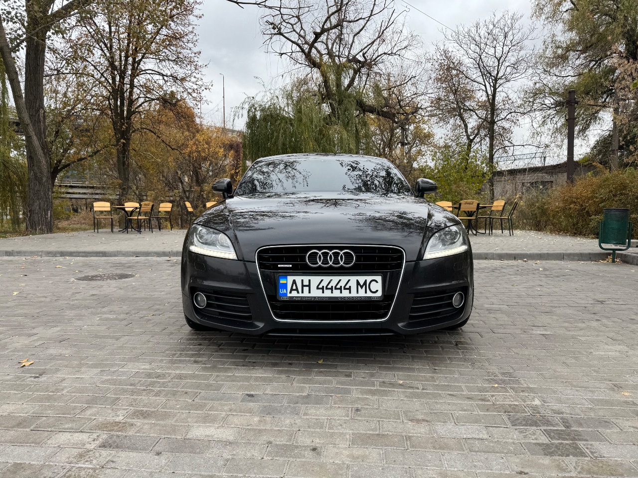 Audi TT - фото 7