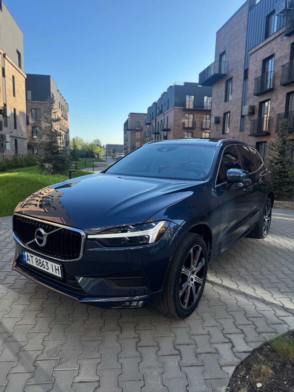 Volvo XC60 - фото 3