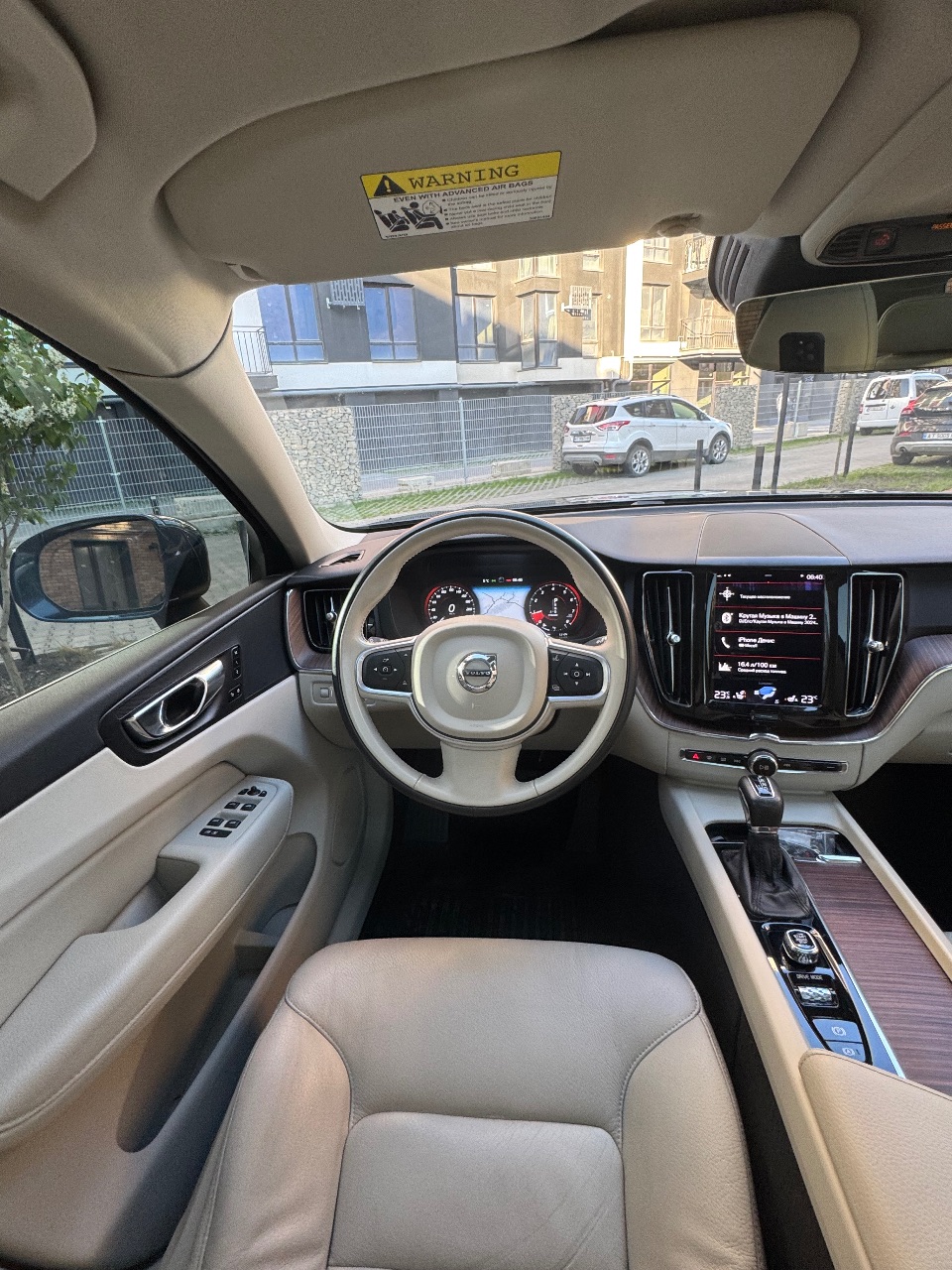 Volvo XC60 - фото 7