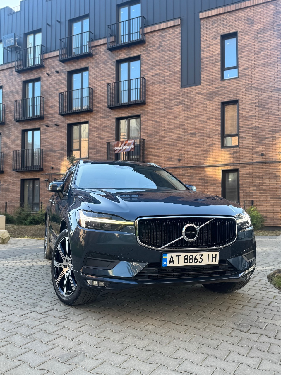 Volvo XC60 - фото 4