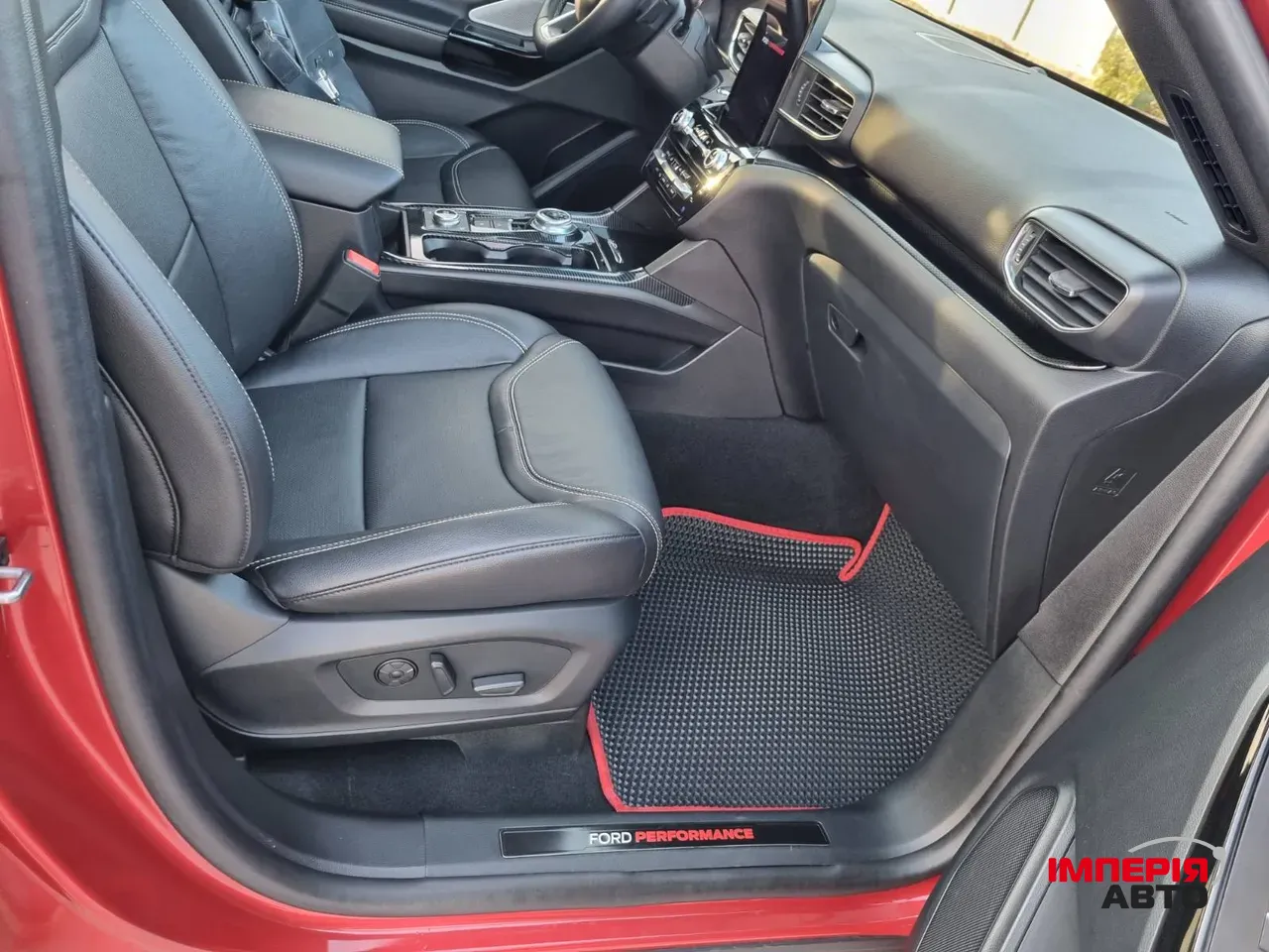 Ford Explorer - фото 10