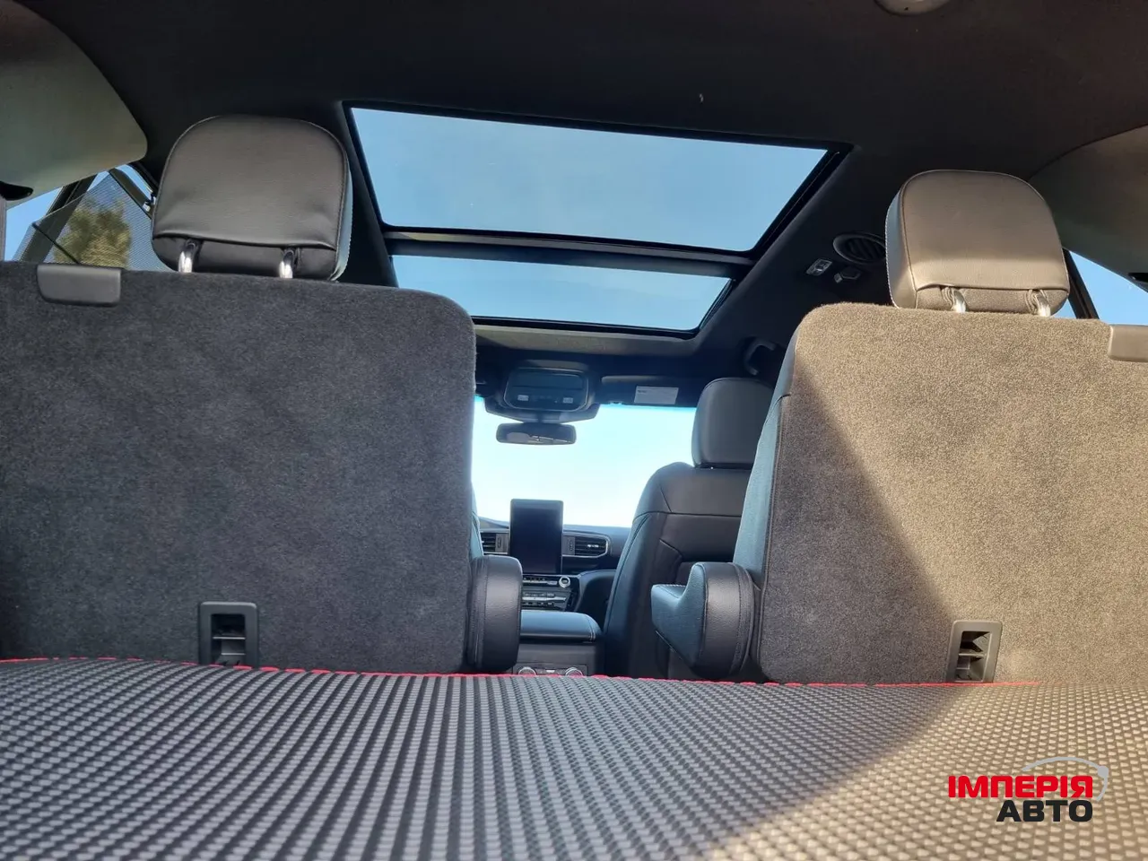 Ford Explorer - фото 12