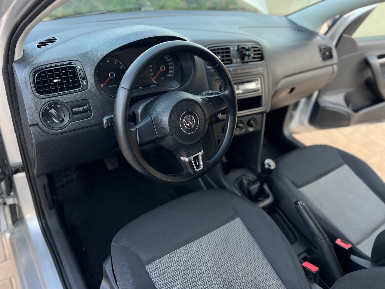 Volkswagen Polo - фото 28