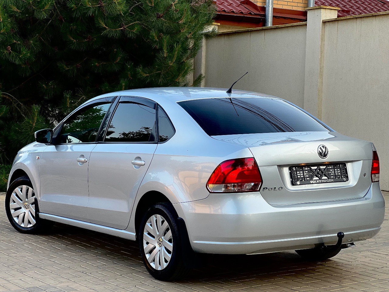 Volkswagen Polo - фото 17