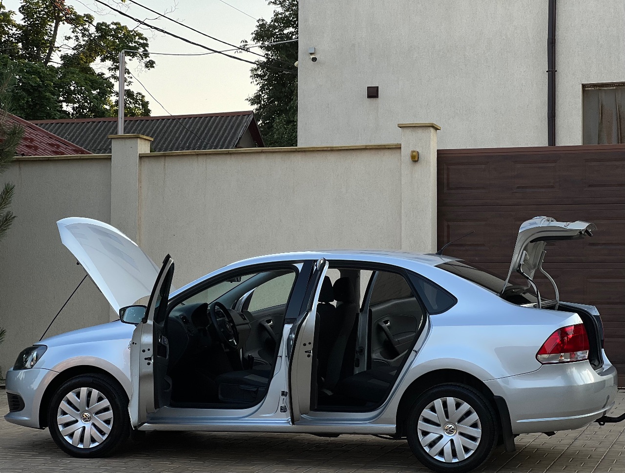 Volkswagen Polo - фото 25