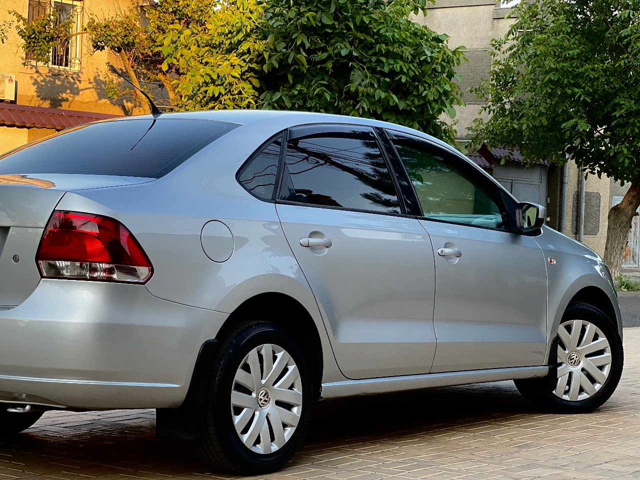 Volkswagen Polo - фото 19