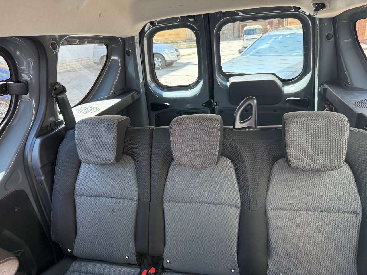 Renault Express - фото 5