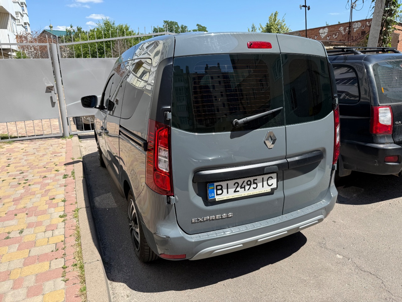 Renault Express - фото 10