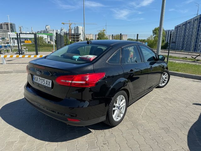 Ford Focus - фото 5