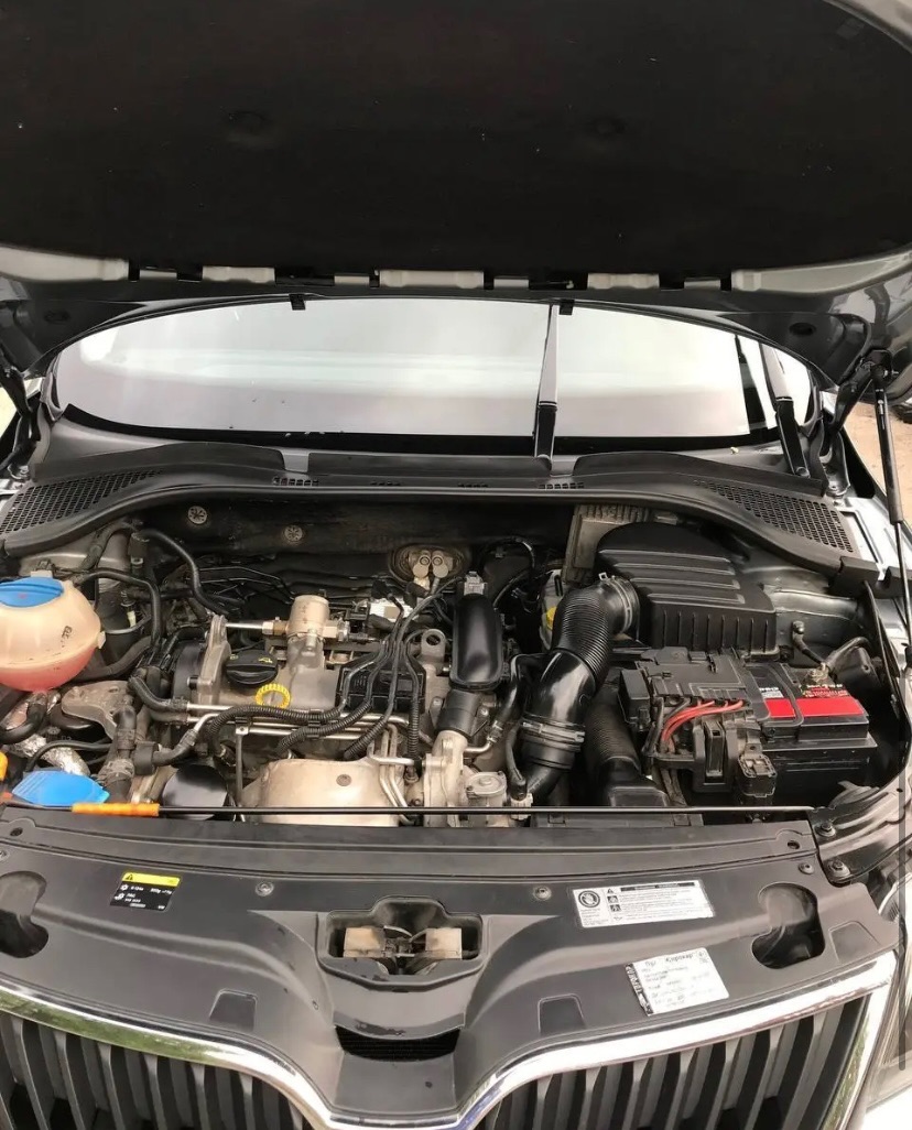 Skoda Rapid - фото 4