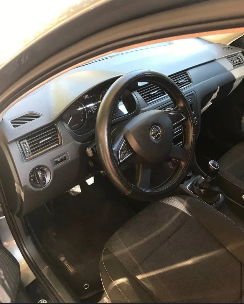 Skoda Rapid - фото 5