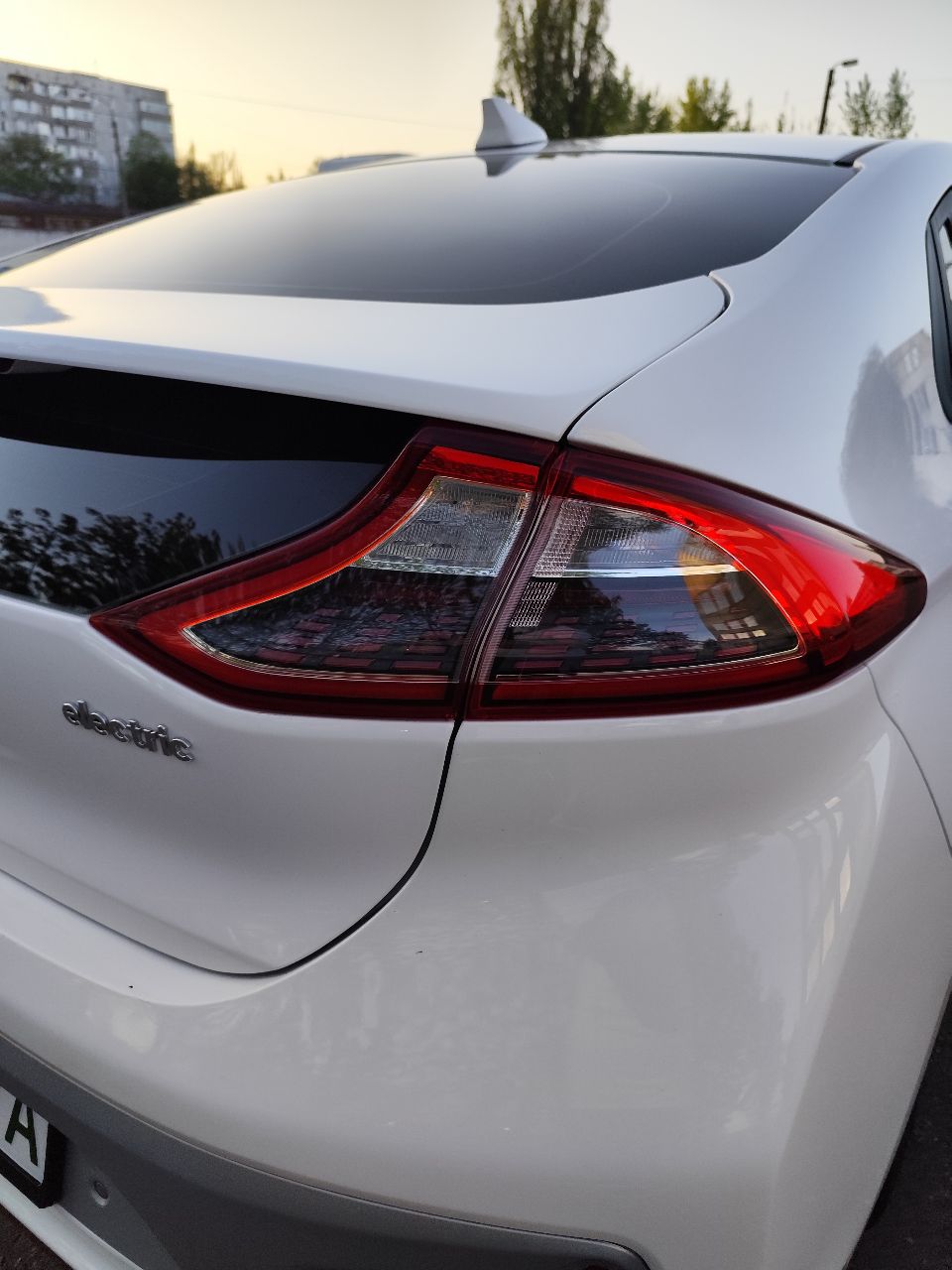 Hyundai IONIQ - фото 25