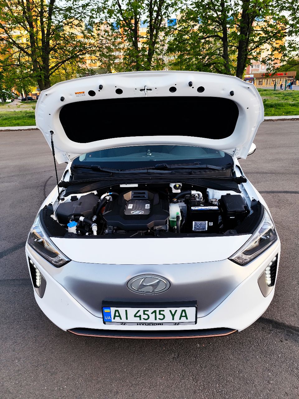 Hyundai IONIQ - фото 34