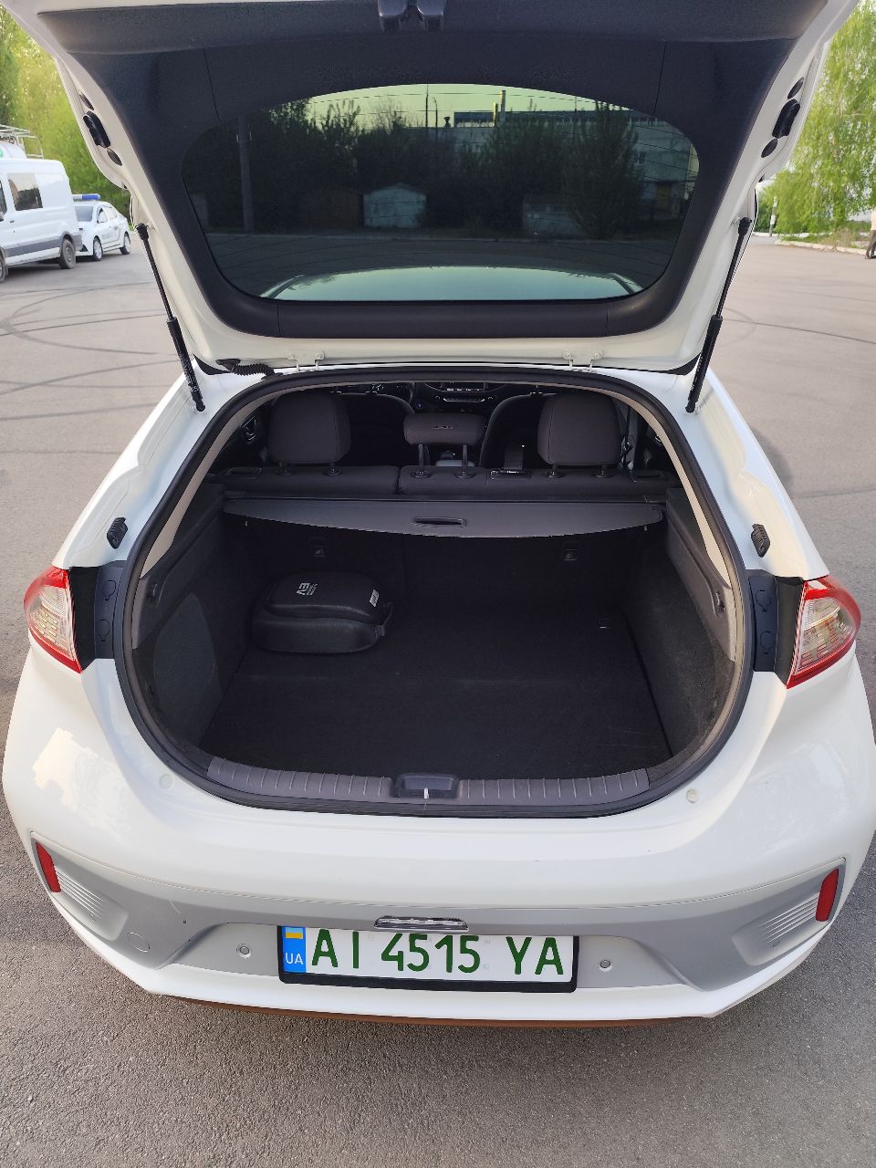 Hyundai IONIQ - фото 18