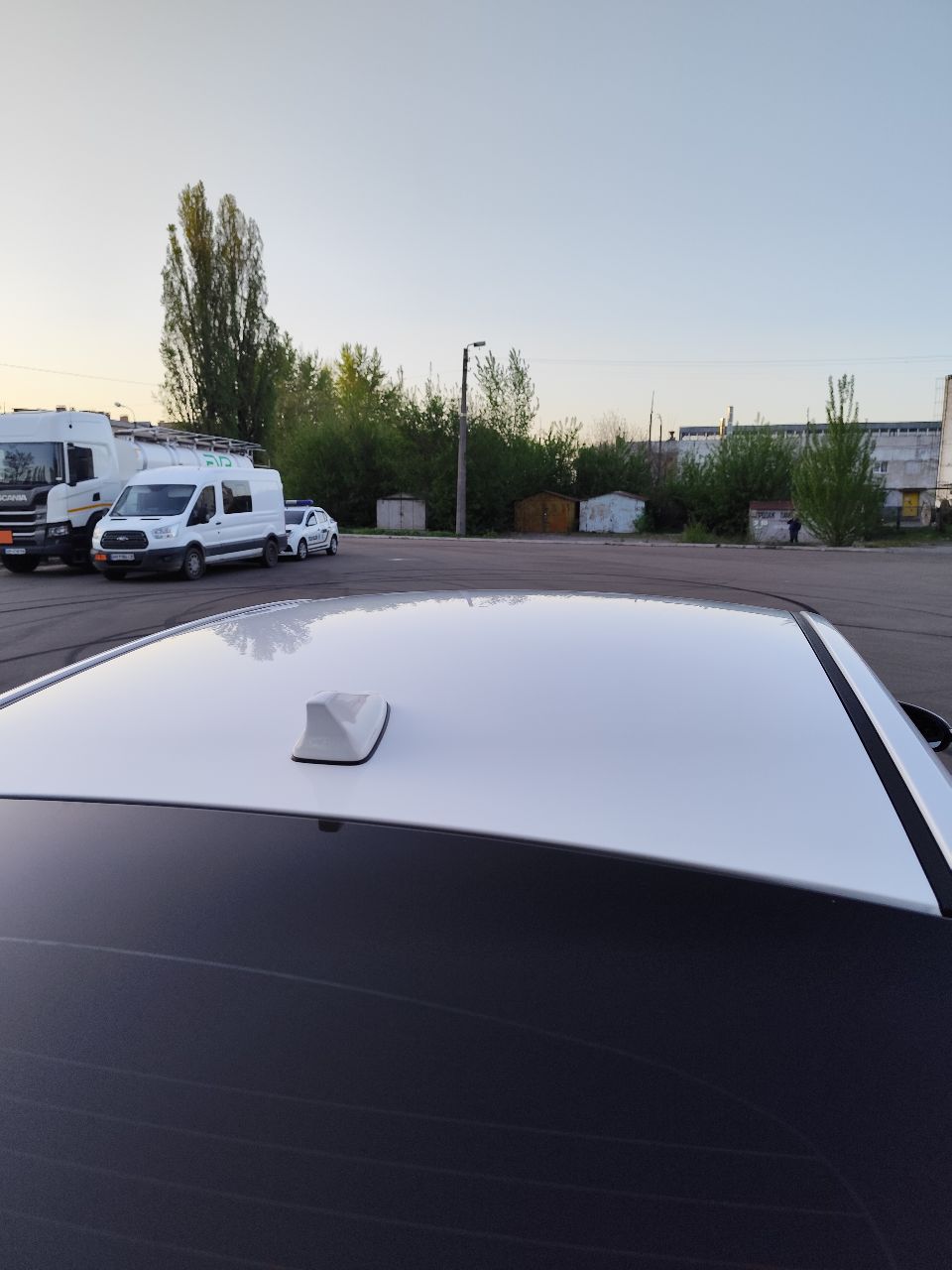 Hyundai IONIQ - фото 15