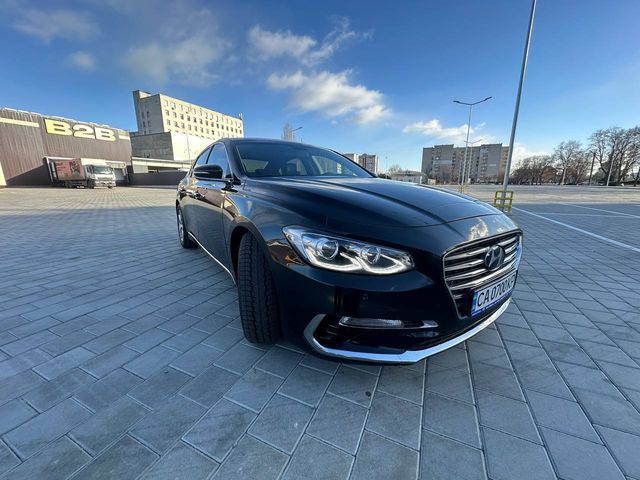 Hyundai Grandeur - фото 2