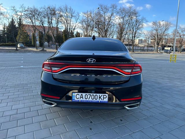 Hyundai Grandeur - фото 4