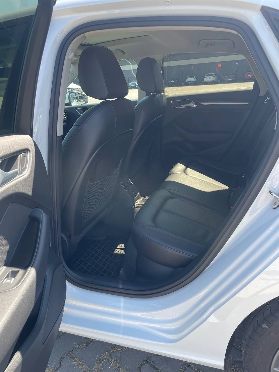 Audi A3 - фото 4