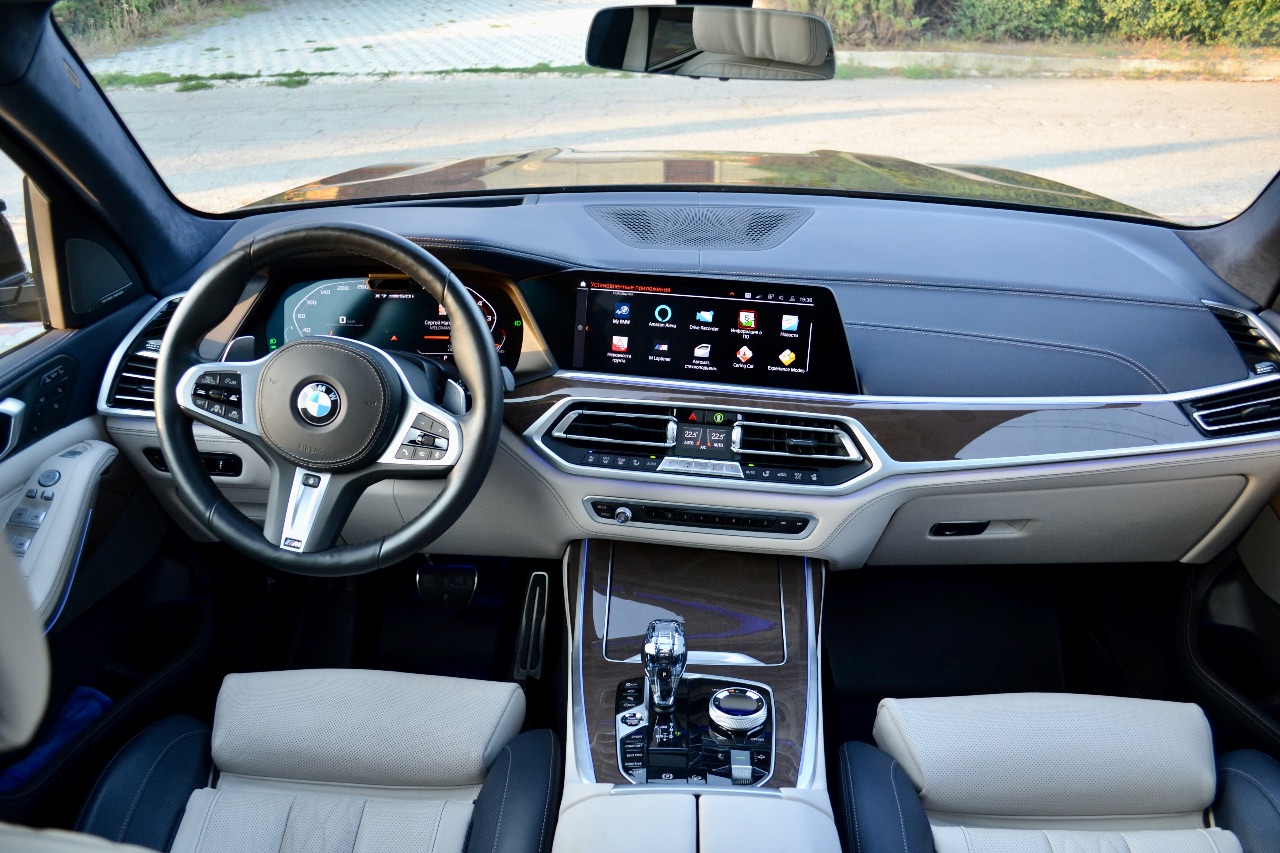 BMW X7 - фото 10