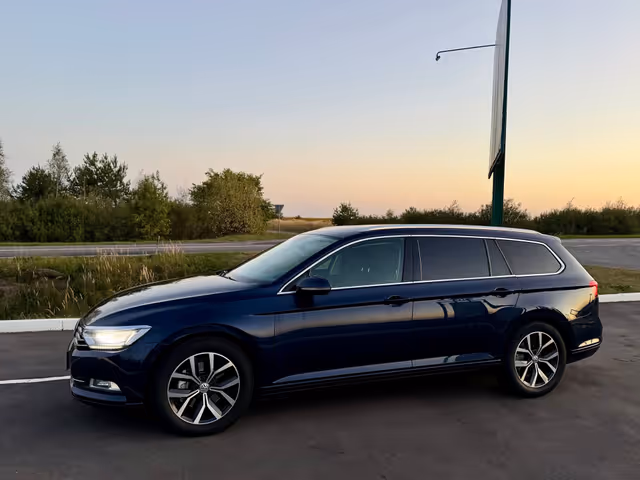 Volkswagen Passat 2016, Полиці, $11 890 - зображення 3