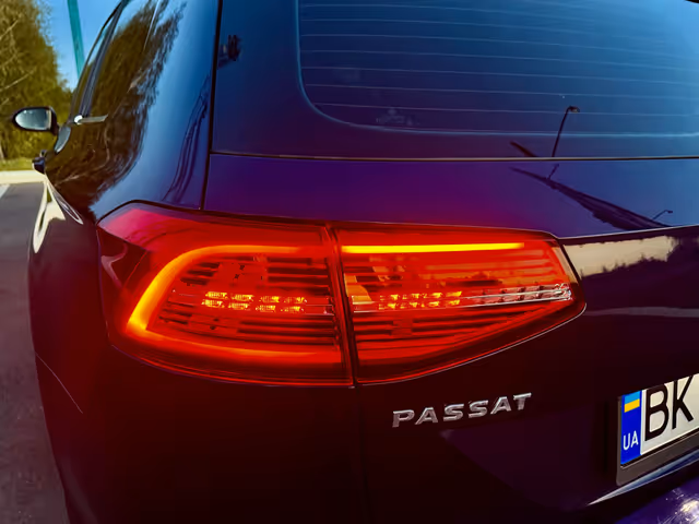 Volkswagen Passat 2016, Полиці, $11 890 - зображення 5