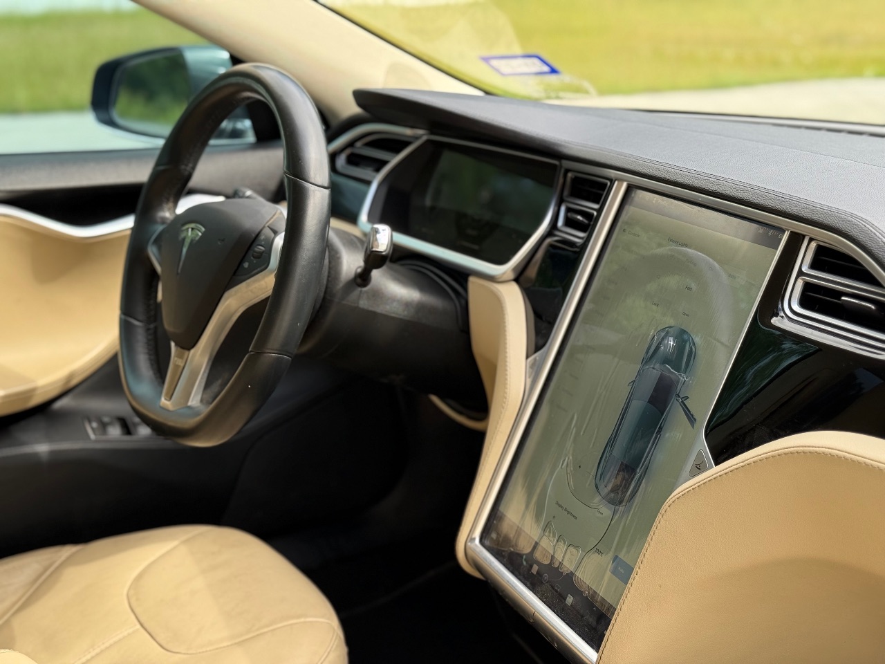 Tesla Model S - фото 14