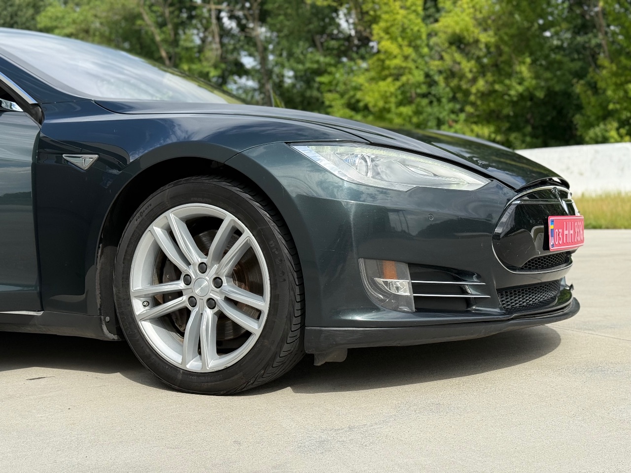 Tesla Model S - фото 9