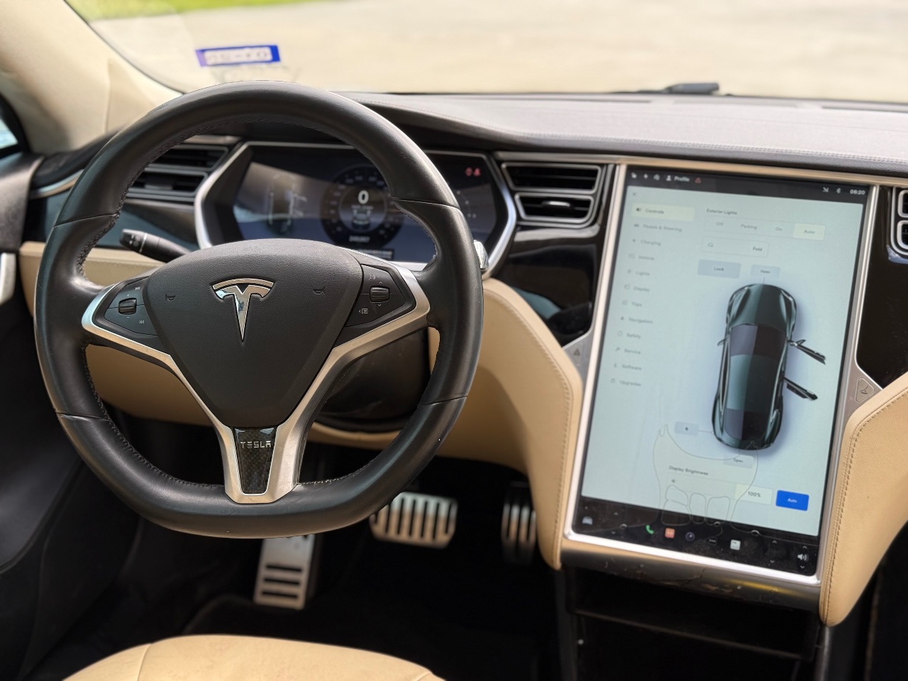 Tesla Model S - фото 16