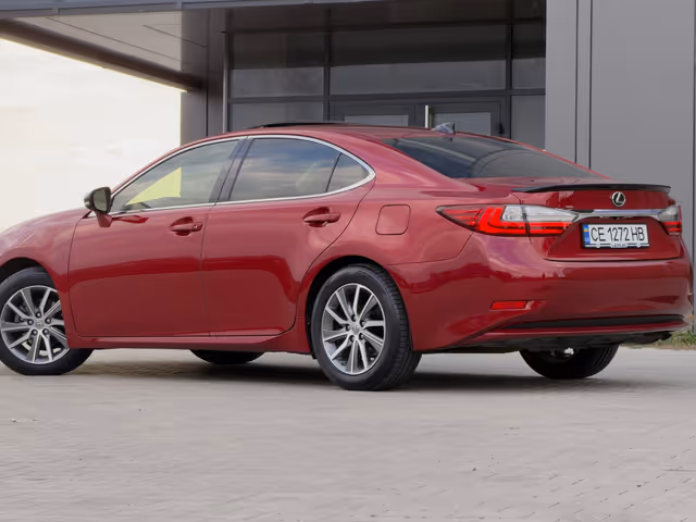 Lexus ES 2015, Чернівці, $20 900 - зображення 2