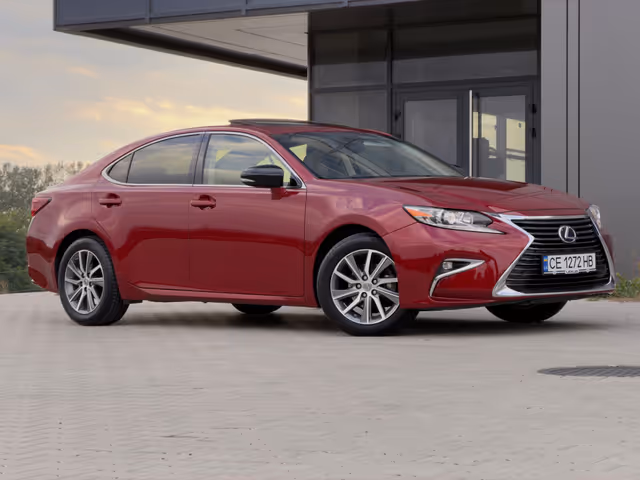 Lexus ES 2015, Чернівці, $20 900 - зображення 1