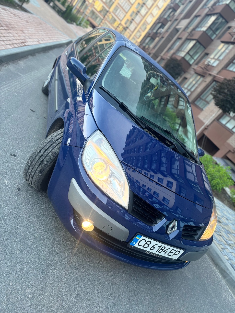 Renault Scenic - фото 2