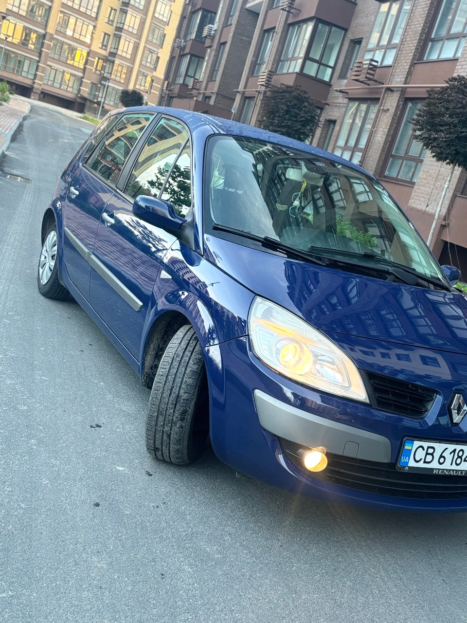 Renault Scenic - фото 3