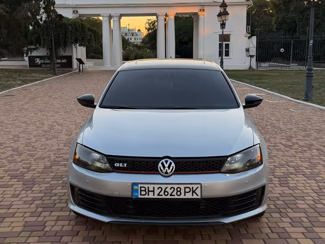 Volkswagen Jetta 2015, Одеса, $10 999 - зображення 1