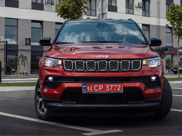 Jeep Compass 2024, Рівне, $17 900 - зображення 3