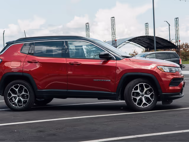 Jeep Compass 2024, Рівне, $17 900 - зображення 4