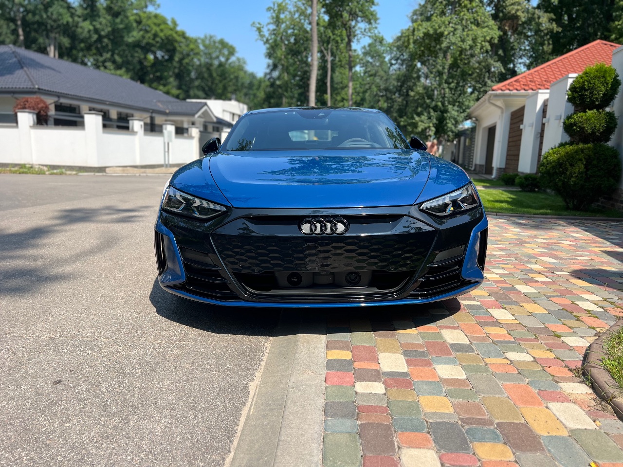 Audi e-tron GT - фото 6