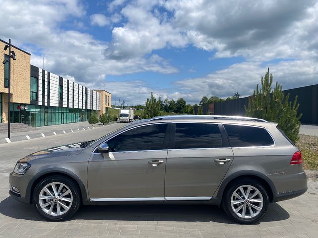 Volkswagen Passat 2014, Хмельницький, $13 599 - зображення 2