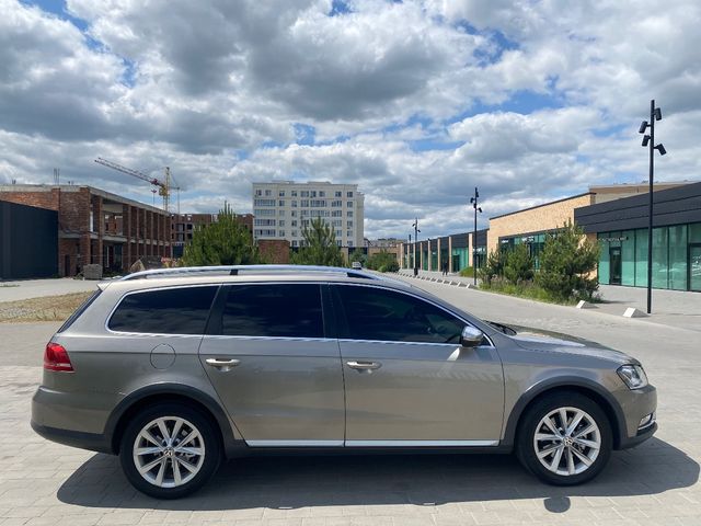 Volkswagen Passat 2014, Хмельницький, $13 599 - зображення 4