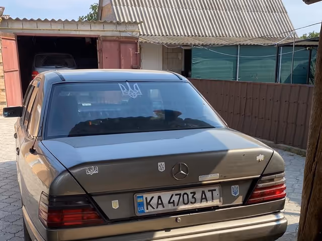 Mercedes-Benz W124 1987, Новомиргород, $2 500 - зображення 4