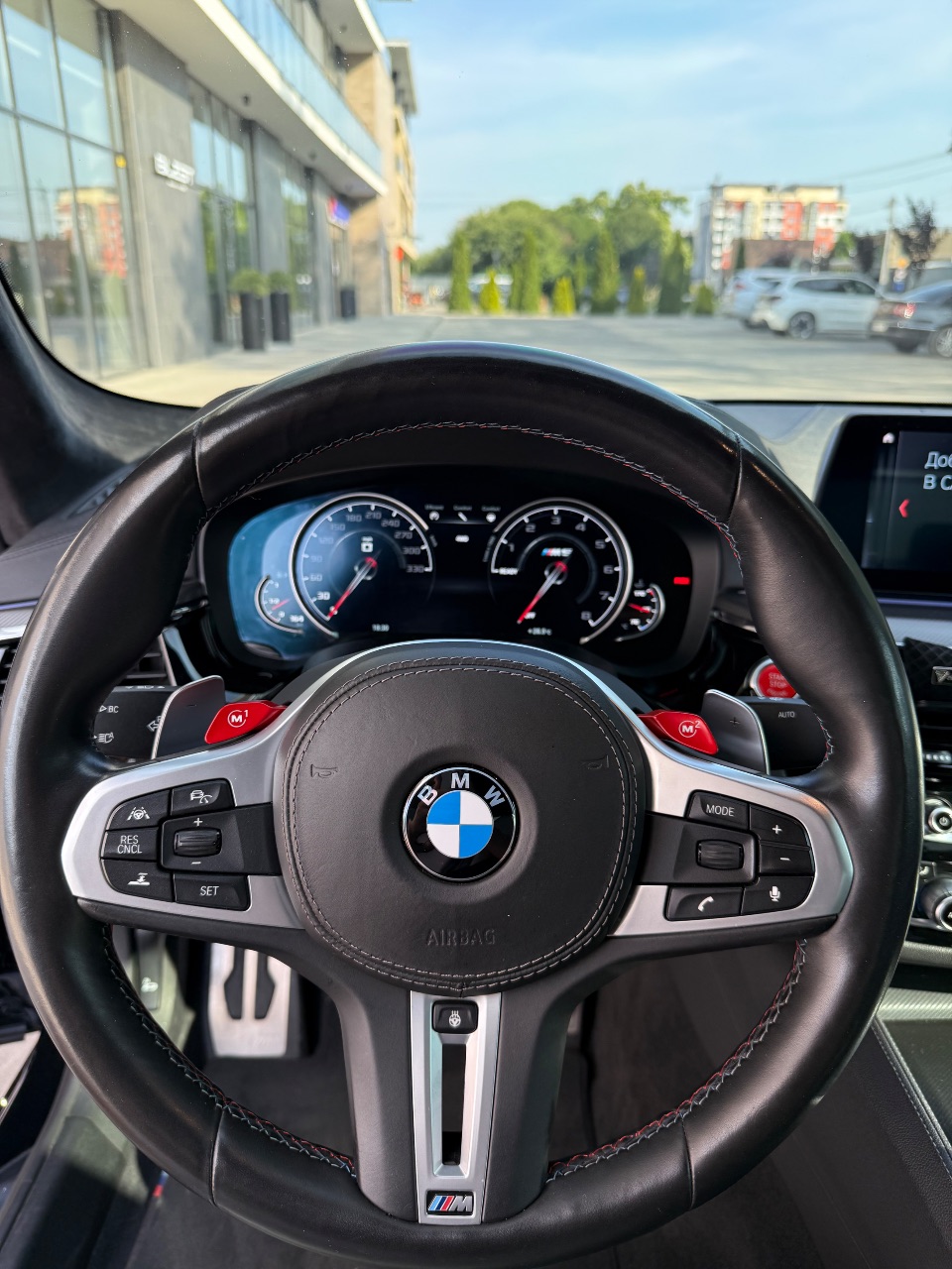 BMW M5 - фото 25