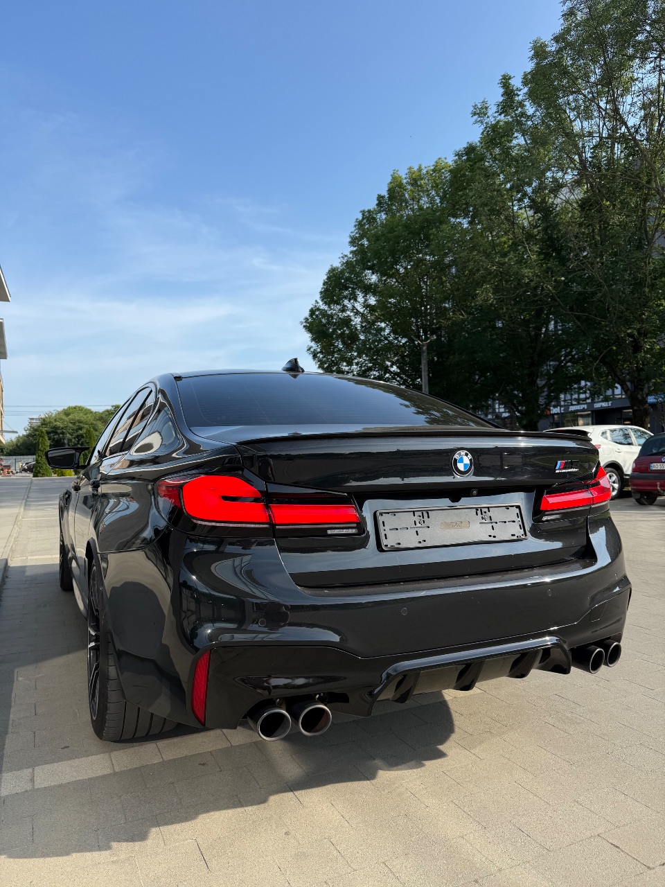 BMW M5 - фото 8