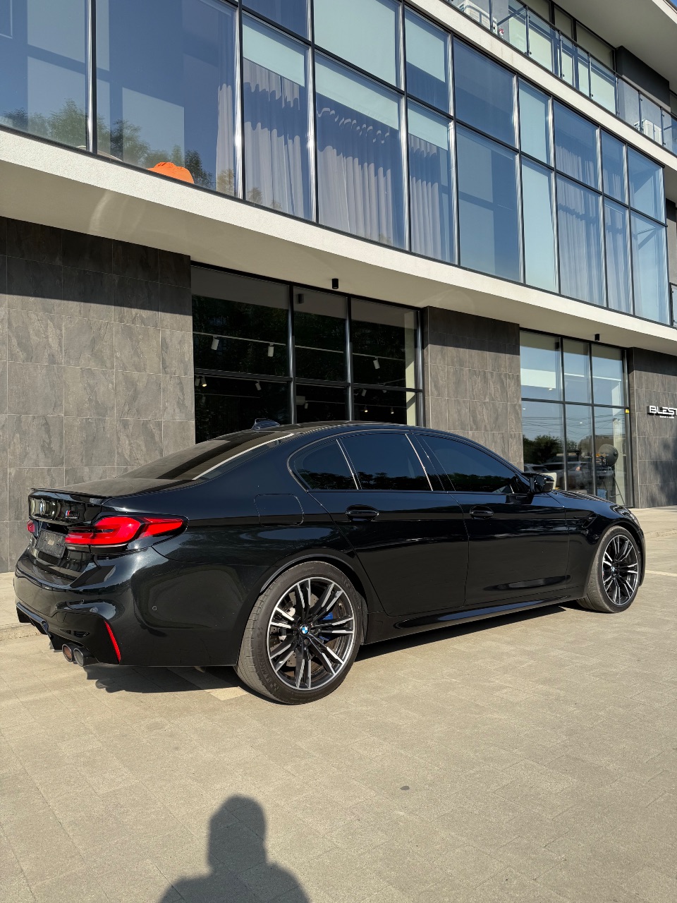 BMW M5 - фото 12