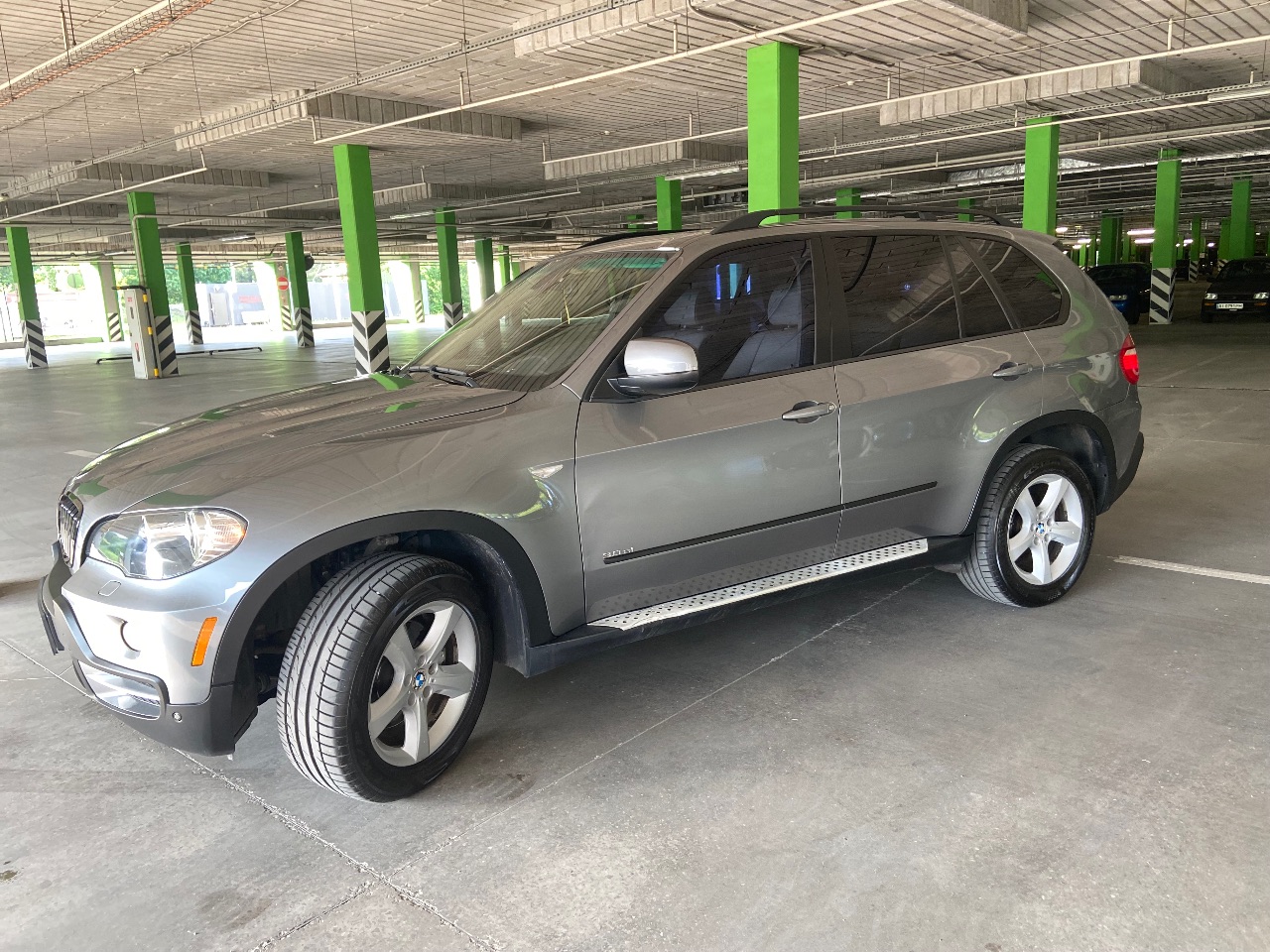 BMW X5 - фото 8