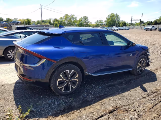 Kia EV6 2024, Чернівці, $18 400 - зображення 4