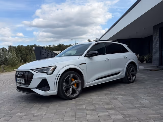 Audi e-tron S 2022, Київ, $37 000 - зображення 1