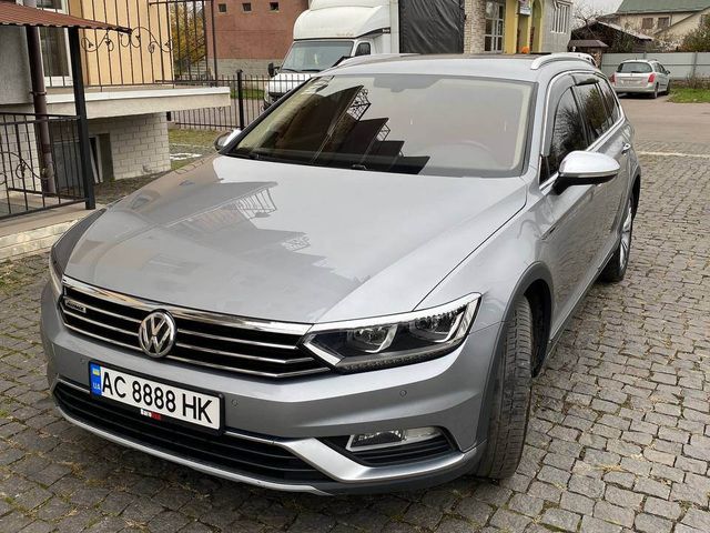 Volkswagen Passat 2017, Нововолинськ, $18 900 - зображення 1