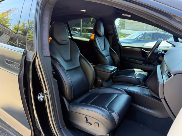 Tesla Model X 2018, Харків, $27 800 - зображення 5