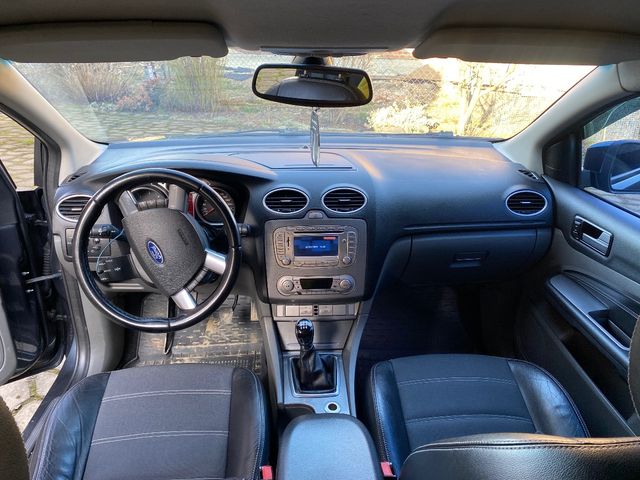 Ford Focus - фото 3