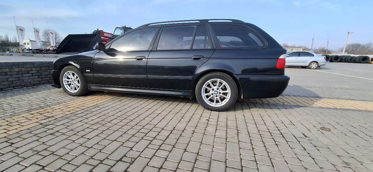 BMW 5 серії - фото 5